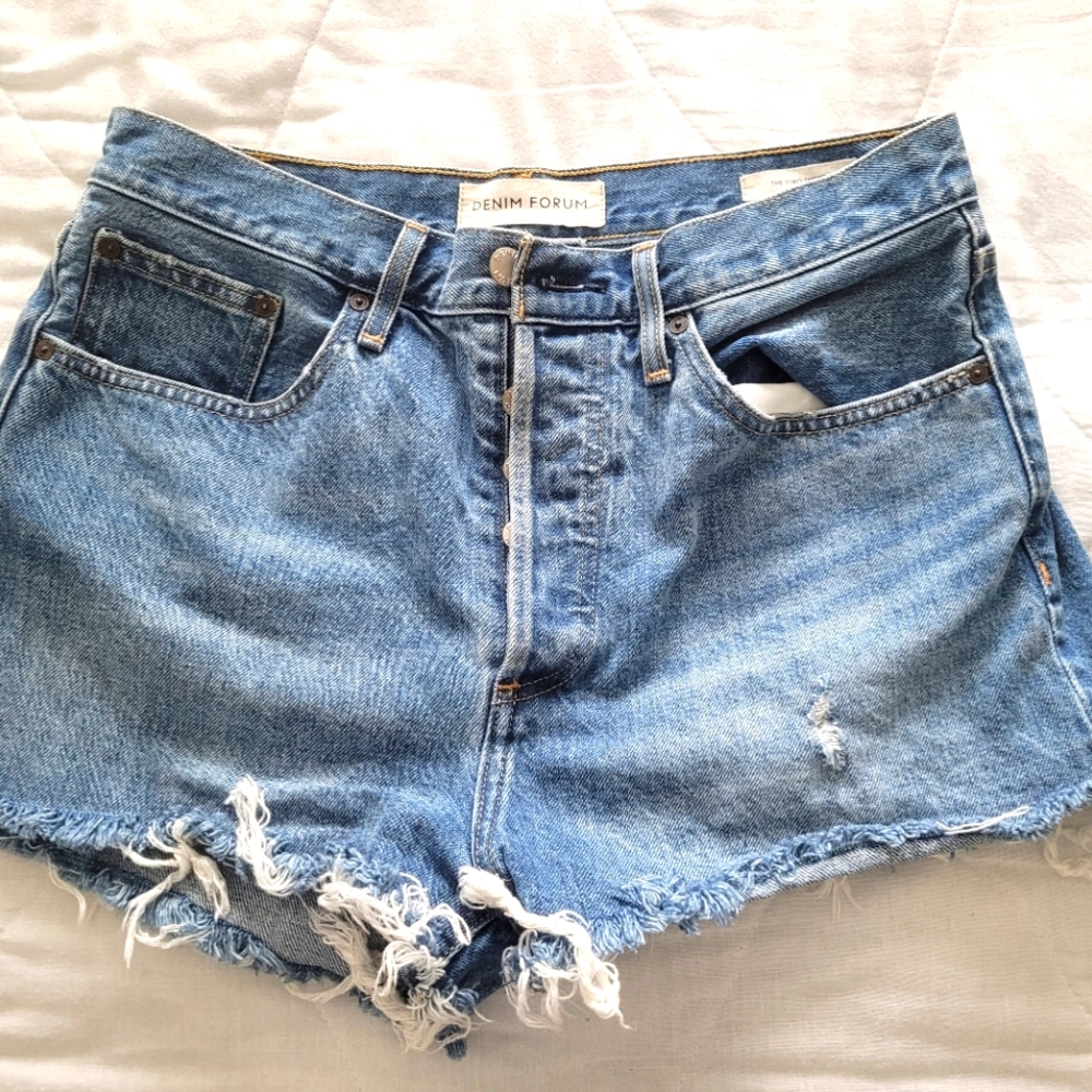 Denim Forum ex boyfriend shorts